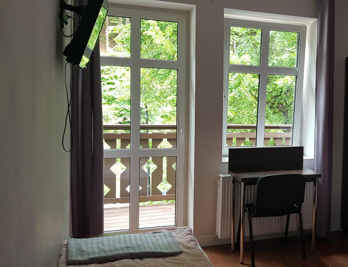 Sloneczna Hotel Miedzygorze Kültér fotó