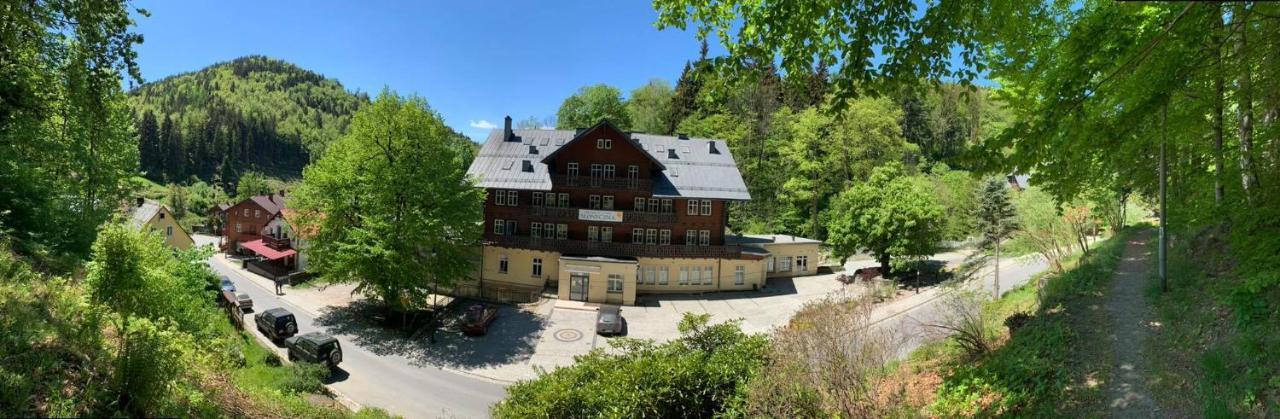 Sloneczna Hotel Miedzygorze Kültér fotó